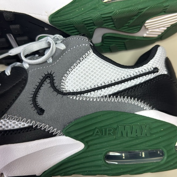 Nike Air Max Excee - Men's Size 10 (Black, Grey, Green & White) - Picture 16 of 16